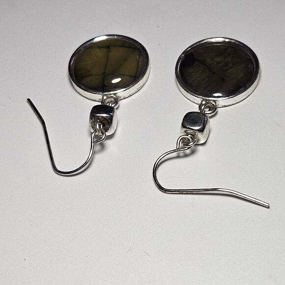 **Last Chance!! Final Sale** Silver Tone Eclectic Round Brown Earrings - Picture 8 of 10